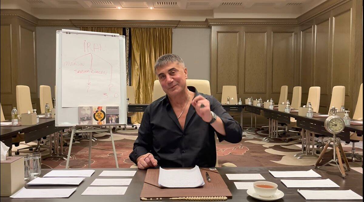 من أحد فيديوهات زعيم المافيا التركي سادات بيكير