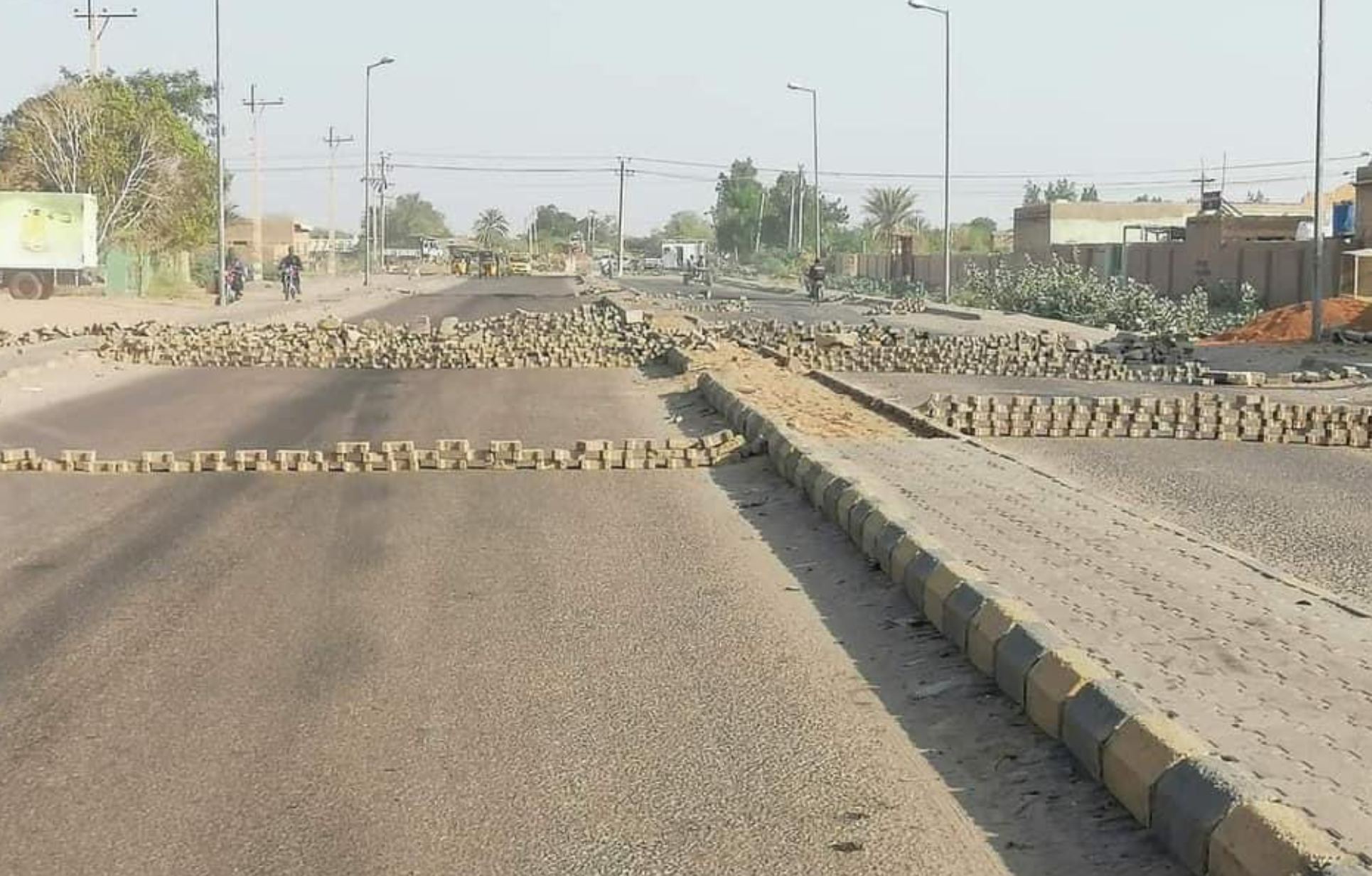 قطع طرق في السودان
