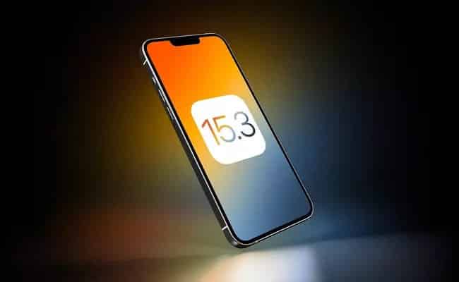 إصدار iOS 15.3.