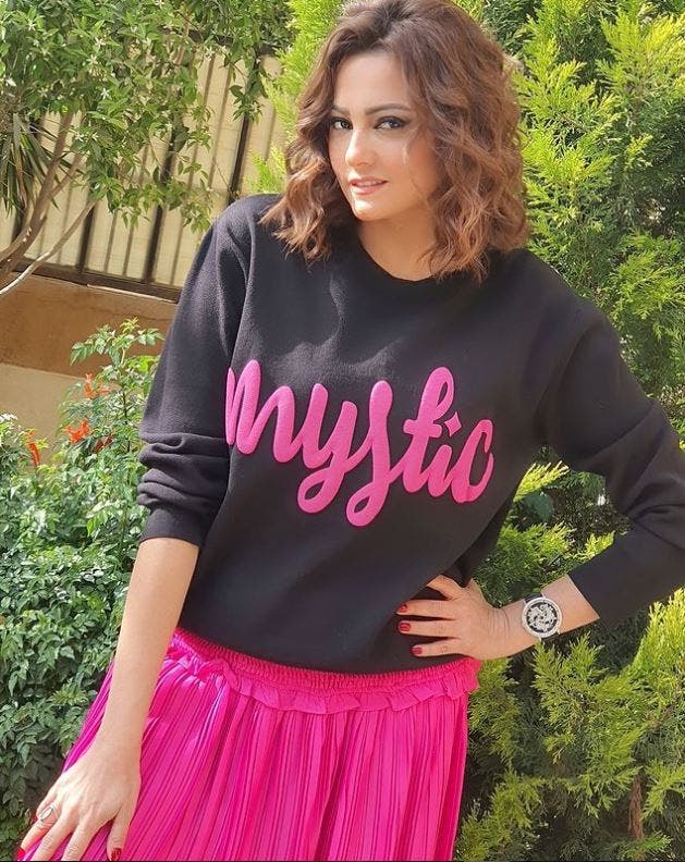 الفنانة بشرى 